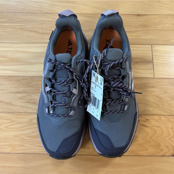 Adidas Terrex AX4 Gore-Tex Hiking Shoes Womens Sz 8 Gray Low Top
